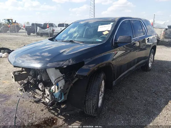 1GNERFKW0JJ275421 2018 CHEVROLET TRAVERSE - Image 2