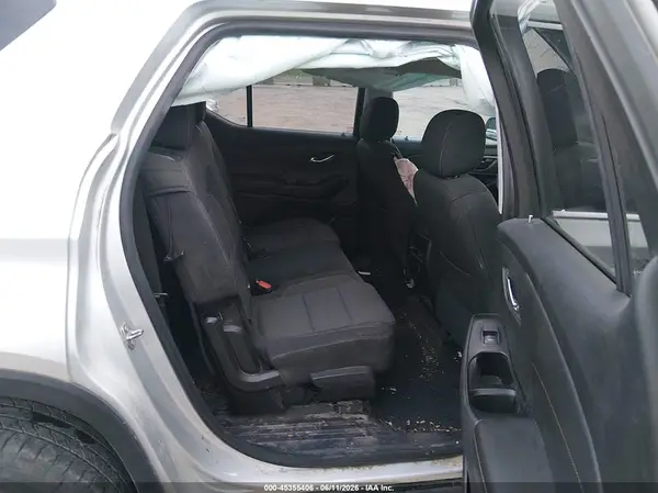 1GNERFKW0KJ149657 2019 CHEVROLET TRAVERSE - Image 8