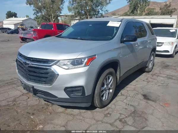 1GNERFKW0KJ172940 2019 CHEVROLET TRAVERSE - Image 2