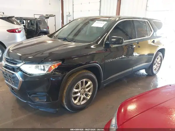 1GNERFKW0KJ182724 2019 CHEVROLET TRAVERSE - Image 2
