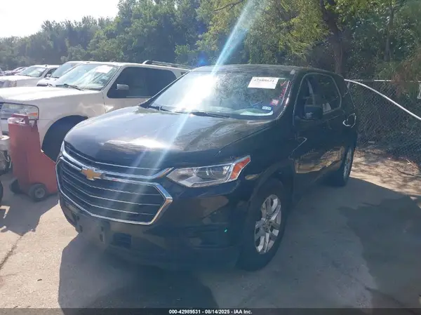 1GNERFKW0KJ188412 2019 CHEVROLET TRAVERSE - Image 2