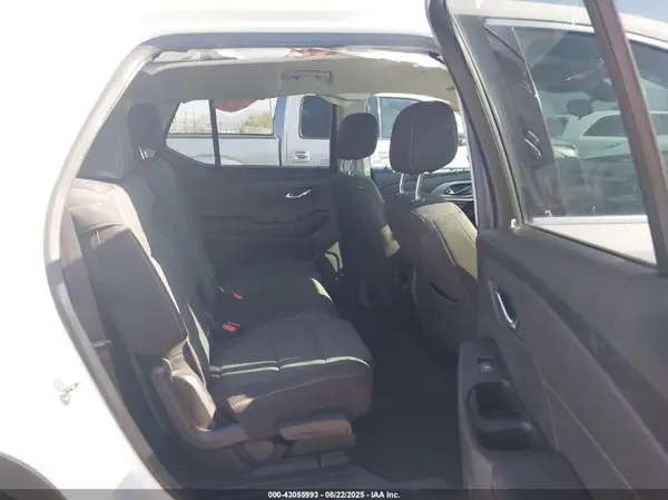 1GNERFKW0KJ243781 2019 CHEVROLET TRAVERSE - Image 8