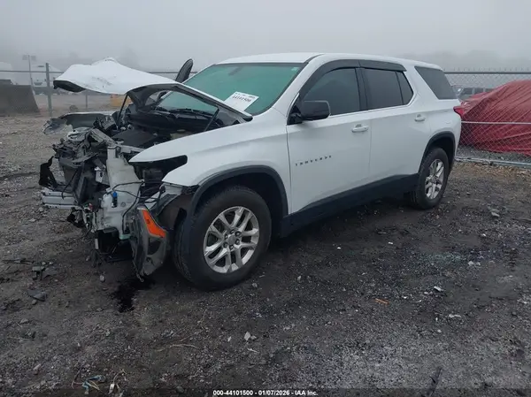 1GNERFKW0KJ298067 2019 CHEVROLET TRAVERSE - Image 2