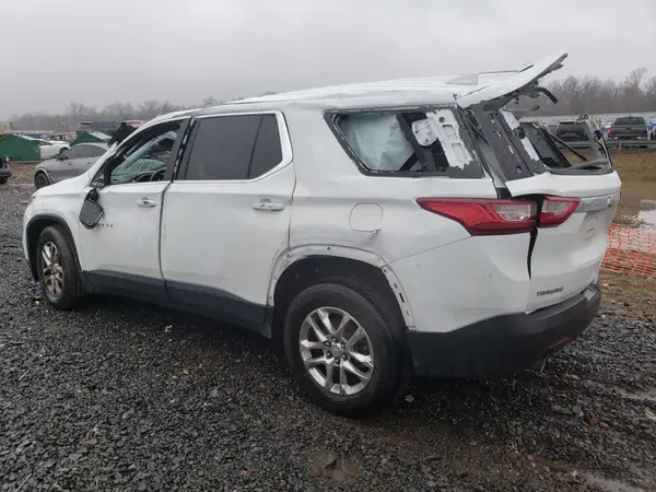 1GNERFKW0KJ303039 2019 CHEVROLET TRAVERSE - Image 2
