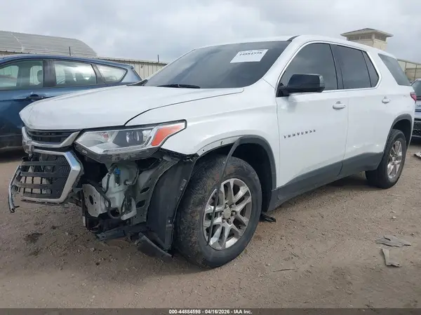 1GNERFKW0LJ257861 2020 CHEVROLET TRAVERSE - Image 2