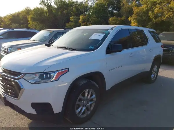1GNERFKW0LJ301504 2020 CHEVROLET TRAVERSE - Image 2