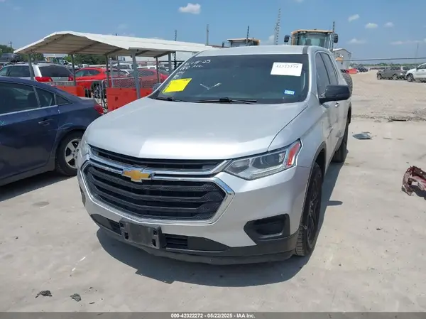 1GNERFKW0MJ114605 2021 CHEVROLET TRAVERSE - Image 2