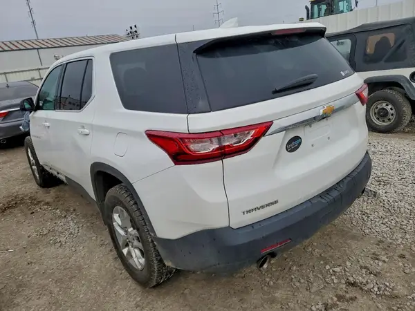 1GNERFKW0MJ176747 2021 CHEVROLET TRAVERSE - Image 2