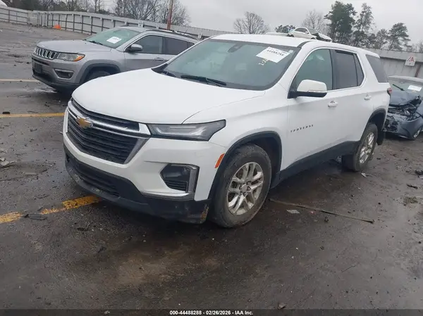 1GNERFKW0PJ229841 2023 CHEVROLET TRAVERSE - Image 2