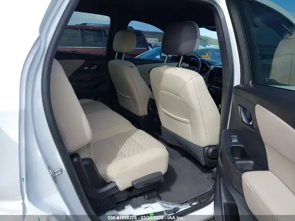 1GNERFKW0PJ311620 2023 CHEVROLET TRAVERSE - Image 8