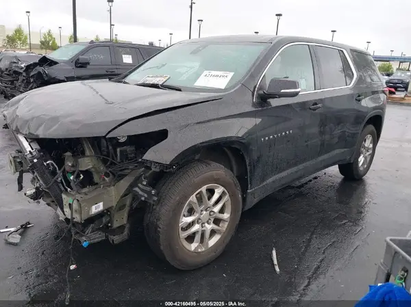 1GNERFKW0PJ329423 2023 CHEVROLET TRAVERSE - Image 2