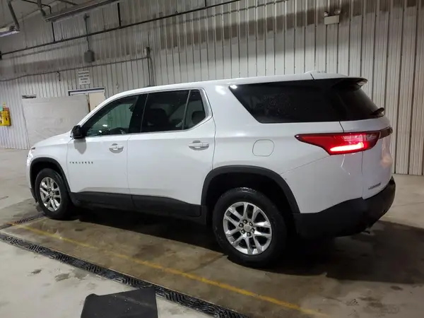 1GNERFKW1JJ101261 2018 CHEVROLET TRAVERSE - Image 2