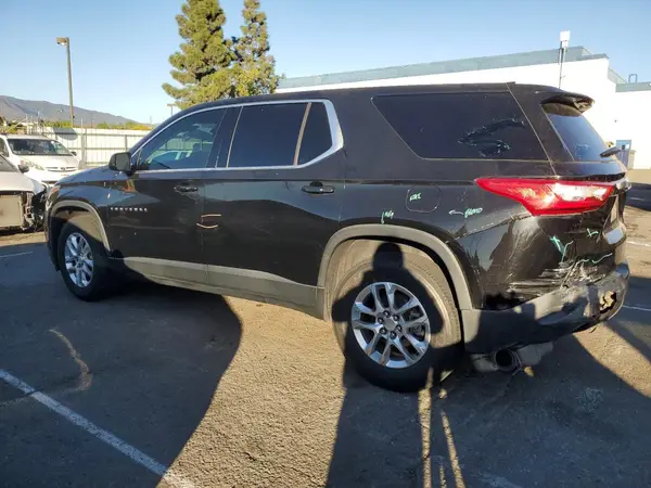 1GNERFKW1JJ111417 2018 CHEVROLET TRAVERSE - Image 2