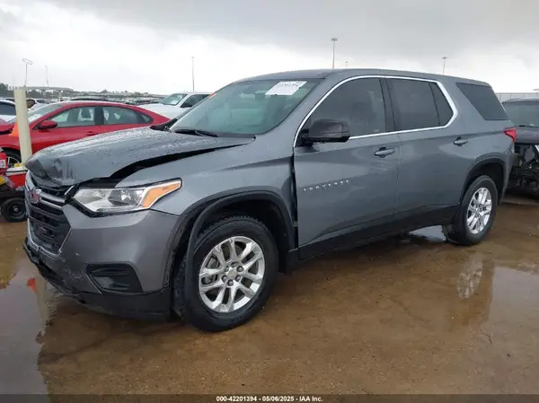 1GNERFKW1JJ138519 2018 CHEVROLET TRAVERSE - Image 2