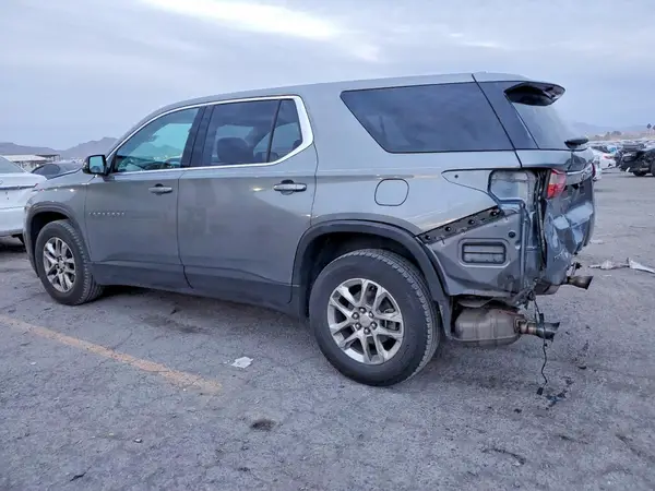 1GNERFKW1JJ253797 2018 CHEVROLET TRAVERSE - Image 2