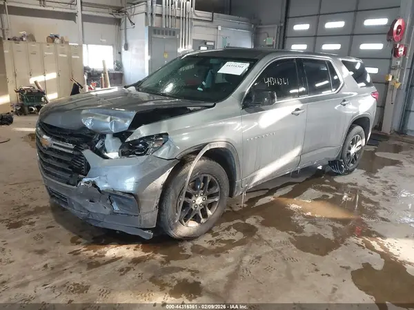 1GNERFKW1KJ108180 2019 CHEVROLET TRAVERSE - Image 2