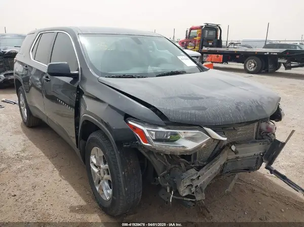 1GNERFKW1KJ155886 2019 CHEVROLET TRAVERSE - Image 1