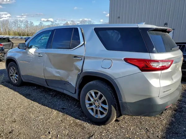 1GNERFKW1KJ236564 2019 CHEVROLET TRAVERSE - Image 2
