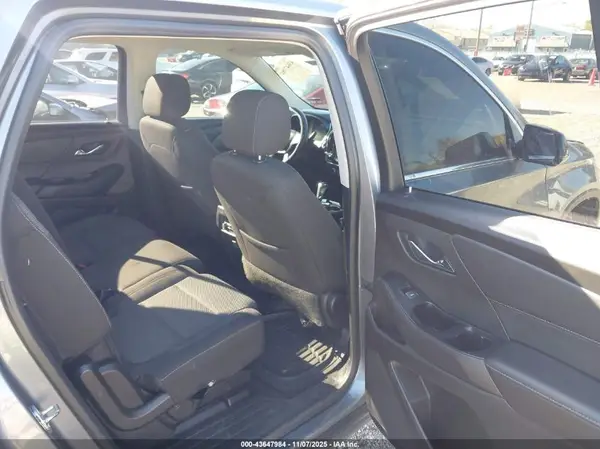 1GNERFKW1LJ279769 2020 CHEVROLET TRAVERSE - Image 8