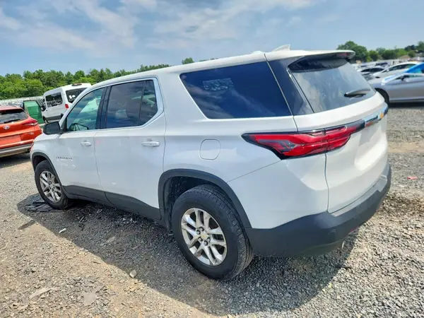 1GNERFKW1NJ117451 2022 CHEVROLET TRAVERSE - Image 2