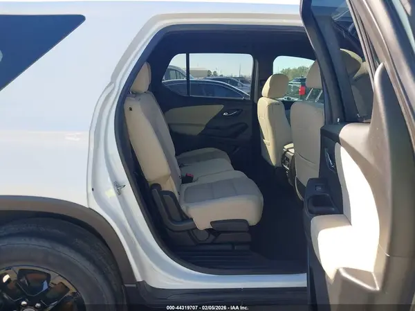 1GNERFKW1PJ117369 2023 CHEVROLET TRAVERSE - Image 8