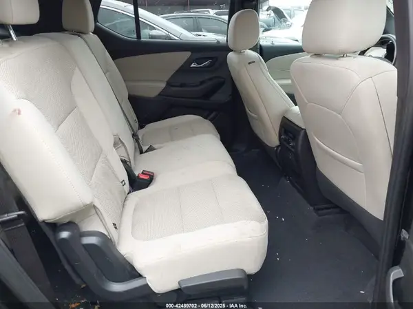 1GNERFKW1PJ333545 2023 CHEVROLET TRAVERSE - Image 8