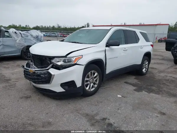 1GNERFKW2JJ159637 2018 CHEVROLET TRAVERSE - Image 2