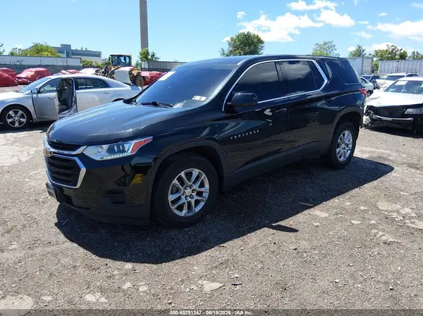 1GNERFKW2JJ176633 2018 CHEVROLET TRAVERSE - Image 2