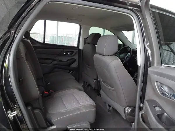 1GNERFKW2JJ189687 2018 CHEVROLET TRAVERSE - Image 8
