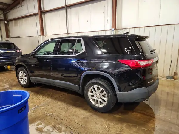 1GNERFKW2JJ195618 2018 CHEVROLET TRAVERSE - Image 2