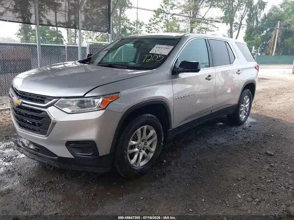 1GNERFKW2JJ277459 2018 CHEVROLET TRAVERSE - Image 2