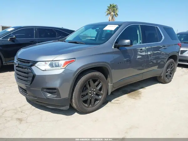 1GNERFKW2KJ106230 2019 CHEVROLET TRAVERSE - Image 2