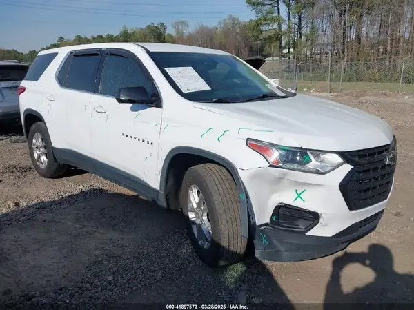 1GNERFKW2KJ128230 2019 CHEVROLET TRAVERSE - Image 1