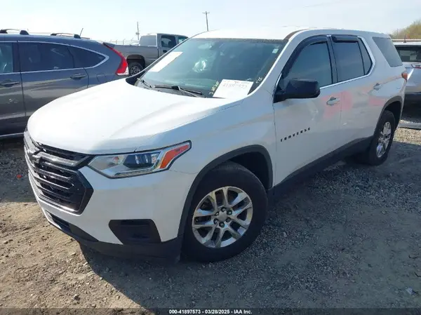 1GNERFKW2KJ128230 2019 CHEVROLET TRAVERSE - Image 2