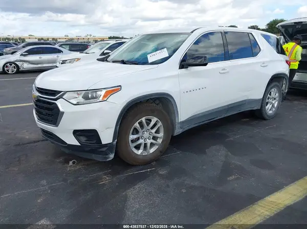 1GNERFKW2KJ136621 2019 CHEVROLET TRAVERSE - Image 2