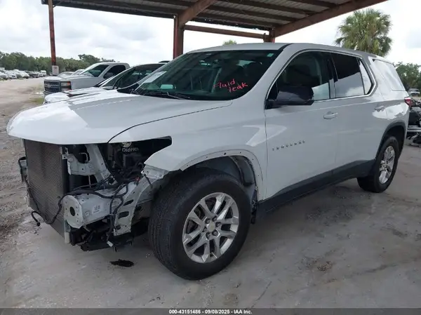 1GNERFKW2KJ183583 2019 CHEVROLET TRAVERSE - Image 2