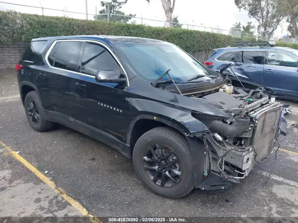 1GNERFKW2KJ204786 2019 CHEVROLET TRAVERSE - Image 1