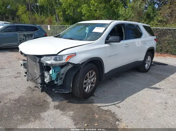 1GNERFKW2KJ260176 2019 CHEVROLET TRAVERSE - Image 2