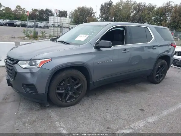 1GNERFKW2LJ167062 2020 CHEVROLET TRAVERSE - Image 2