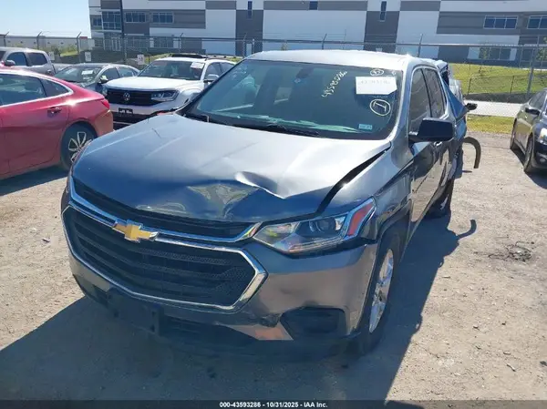 1GNERFKW2LJ218544 2020 CHEVROLET TRAVERSE - Image 2