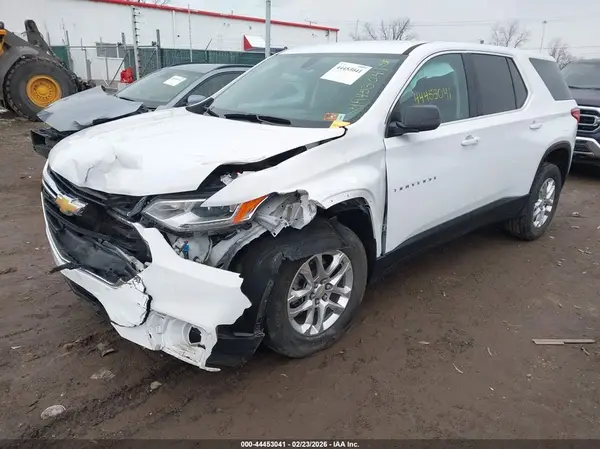 1GNERFKW2MJ186048 2021 CHEVROLET TRAVERSE - Image 2