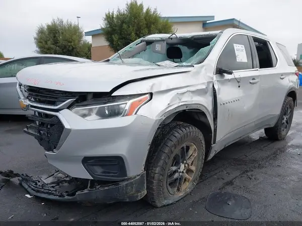 1GNERFKW2MJ206072 2021 CHEVROLET TRAVERSE - Image 2
