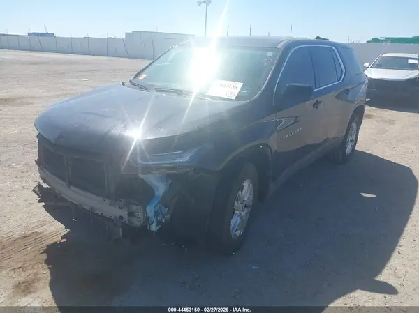1GNERFKW2NJ148000 2022 CHEVROLET TRAVERSE - Image 2
