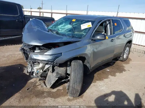 1GNERFKW2PJ103013 2023 CHEVROLET TRAVERSE - Image 2