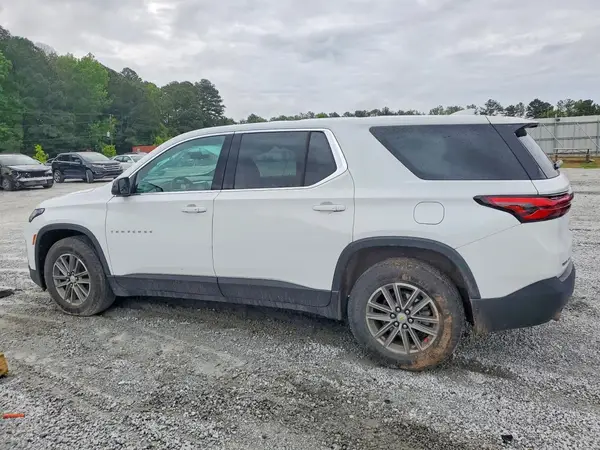 1GNERFKW2PJ310887 2023 CHEVROLET TRAVERSE - Image 2