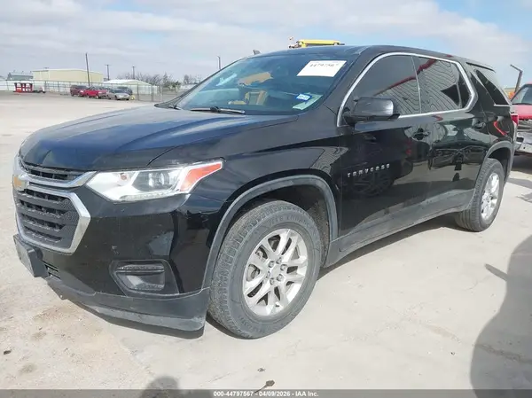 1GNERFKW3JJ121835 2018 CHEVROLET TRAVERSE - Image 2