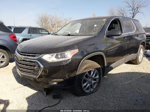 1GNERFKW3JJ127327 2018 CHEVROLET TRAVERSE - Image 2