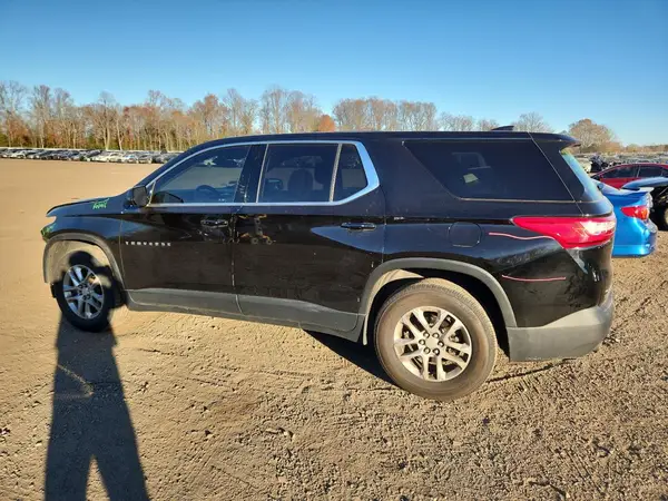 1GNERFKW3JJ157895 2018 CHEVROLET TRAVERSE - Image 2