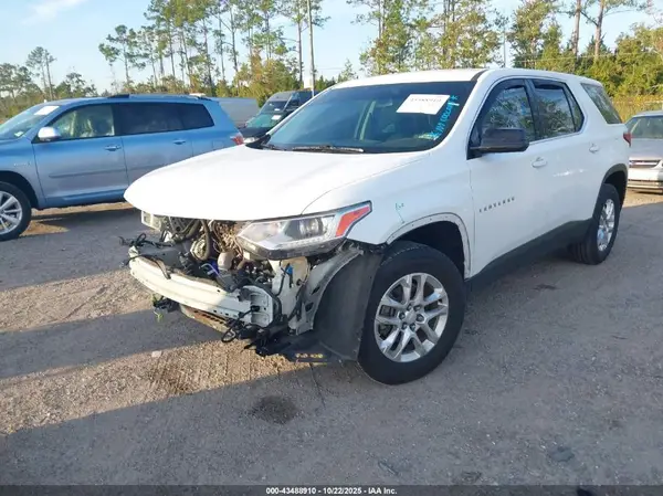 1GNERFKW3JJ170551 2018 CHEVROLET TRAVERSE - Image 2