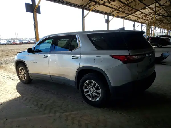 1GNERFKW3JJ195658 2018 CHEVROLET TRAVERSE - Image 2